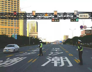 潮汐車道代表什么意思 潮汐車道的作用有哪些？