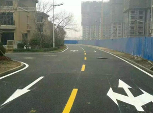 西安小區停車位劃線施工工程常見問題及解決方案？