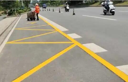 蘇州道路劃線用到的機(jī)械有哪些，道路劃線施工工藝？