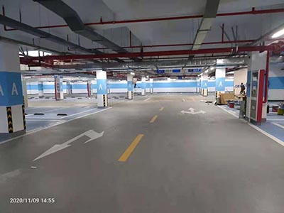 道路交通標線的顏色有幾種，道路標線道路劃線是什么顏色的標線？