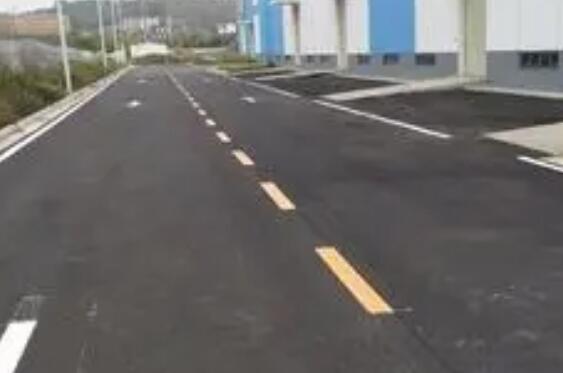 合肥廠區(qū)道路劃線要求，從安全性、美觀性、環(huán)保性三個方面考慮？