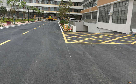 蘇州車位劃線分析，辦公樓出入口地面劃線要求？