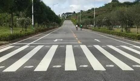 蘇州車(chē)位劃線分析，化工廠人行道劃線依據(jù)什么規(guī)范? 